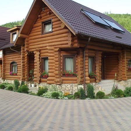 皮亚特拉伦库鲁山林小屋 Vatra Moldoviţei 外观 照片