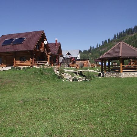 皮亚特拉伦库鲁山林小屋 Vatra Moldoviţei 外观 照片