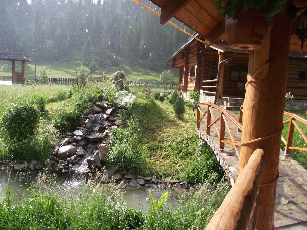 皮亚特拉伦库鲁山林小屋 Vatra Moldoviţei 外观 照片