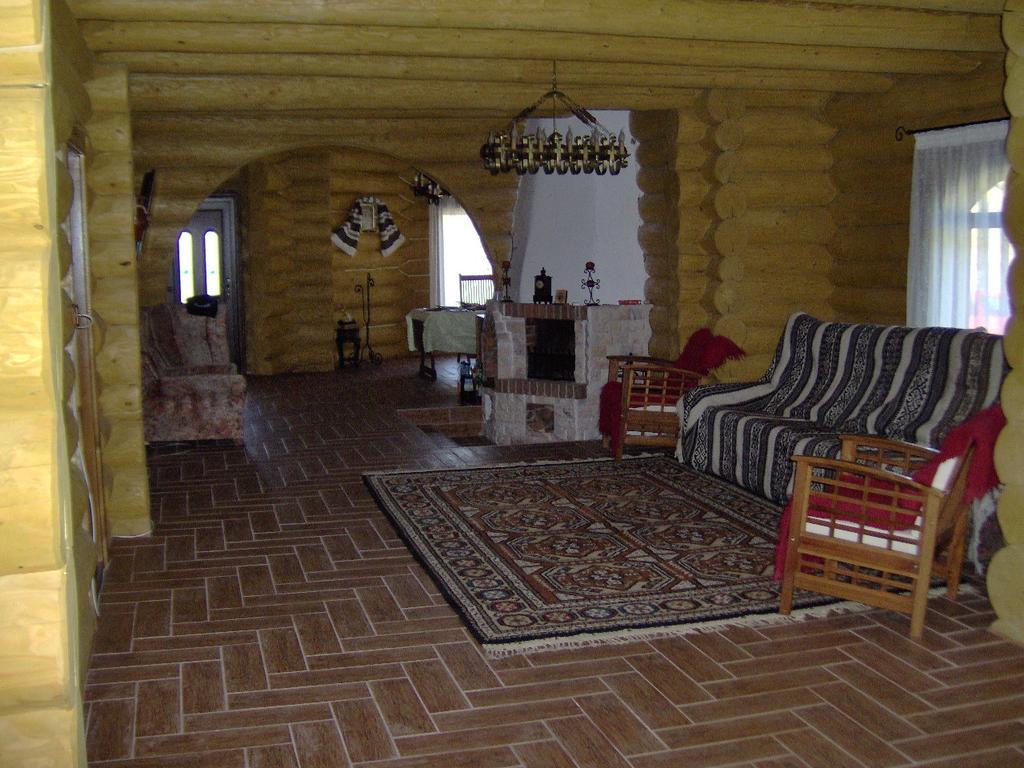 皮亚特拉伦库鲁山林小屋 Vatra Moldoviţei 外观 照片