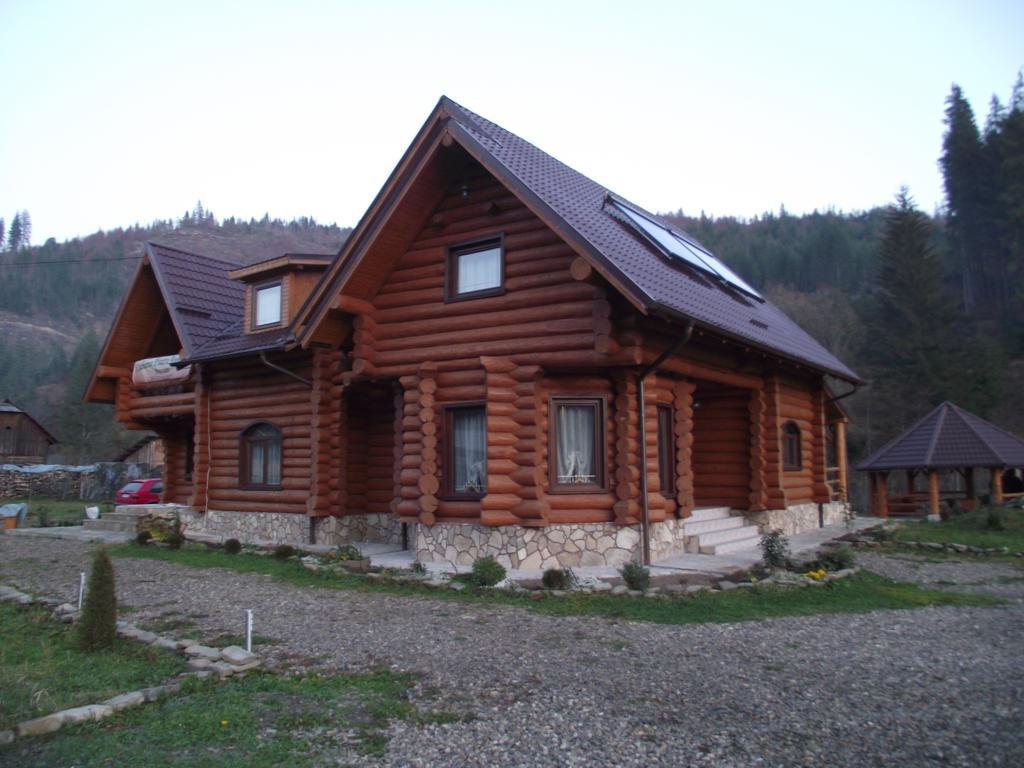 皮亚特拉伦库鲁山林小屋 Vatra Moldoviţei 外观 照片